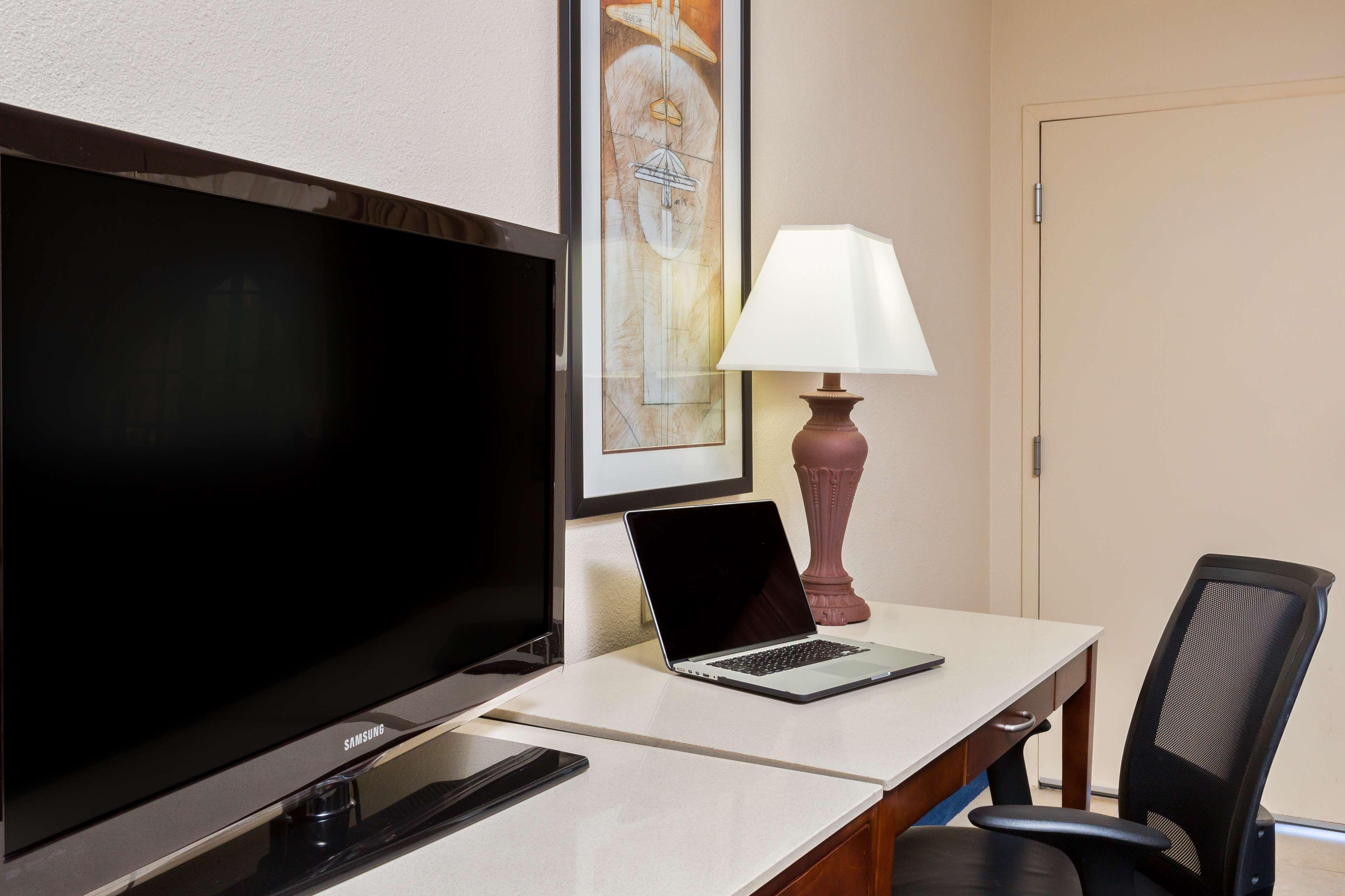 Best Western San Diego/Miramar Hotel Dış mekan fotoğraf